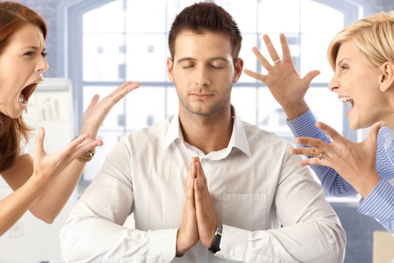 Cách giữ bình tĩnh khi bị khiêu khích: 3 lời khuyên từ các nhà tâm lý học