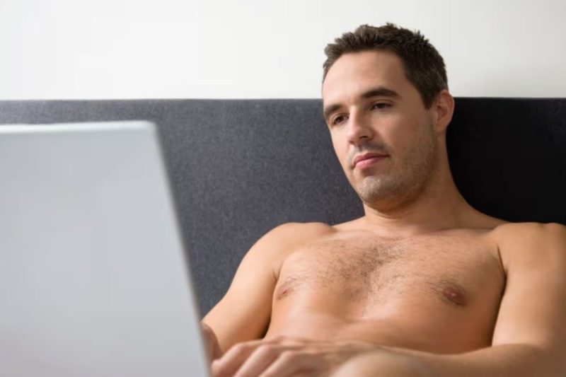 Vượt mặt mọi nội dung người đóng, Hentai tiếp tục giữ vững ngôi vương trên các nền tảng nội dung người lớn